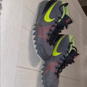 Kyrie 1 Basketball Shoes